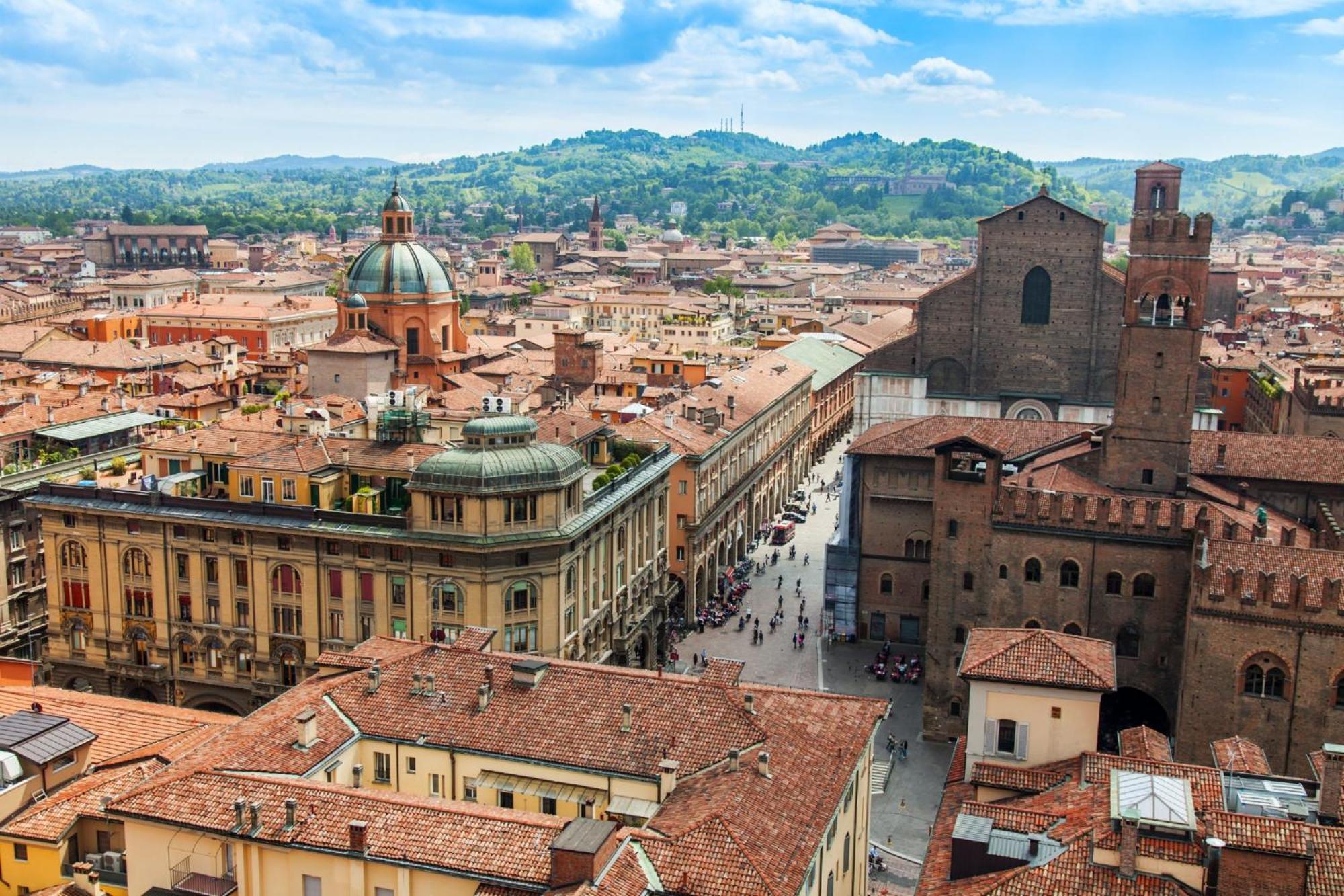 Splendido Attico Tra I Colli, Centro Storico E Ospedale Rizzoli Apartamento Bolonha Exterior foto